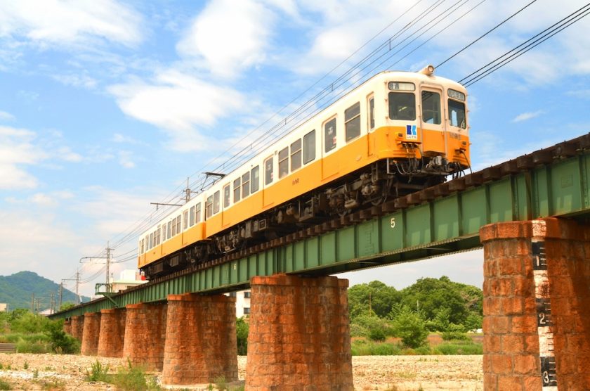 The 1080 series cars of the Kotoden Kotohira Line are former Keikyu 1000 series