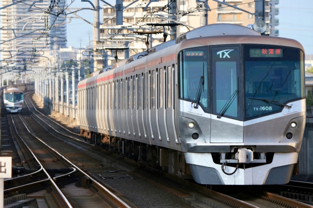 Tsukuba Express TX-1000 series train