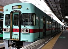 Nishitetsu type 6000 train on the Tenjin Omuta Line