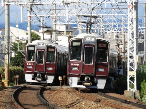 Hankyu & Noseden do not operate all night on New Year’s Eve – Extra trains until 2 am