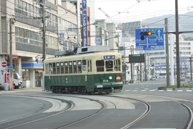 Nagasaki Streetcar type 211