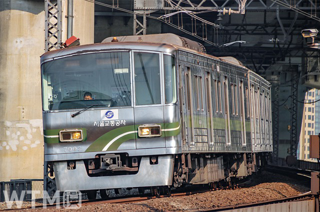 Seoul Metro 7000 Series Train operated on Seoul Subway Line 7 (스마트랜스/Pixabay)