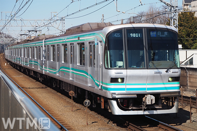 Tokyo Metro 9000 series electric train for Namboku Line (Kattumi/TOKYO STUDIO)