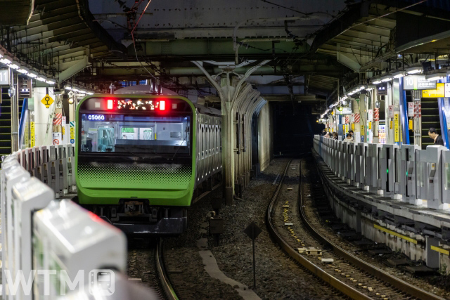 JR East E235 series EMU operated on the Yamanote Line (Tsushimahikari / Photo AC)