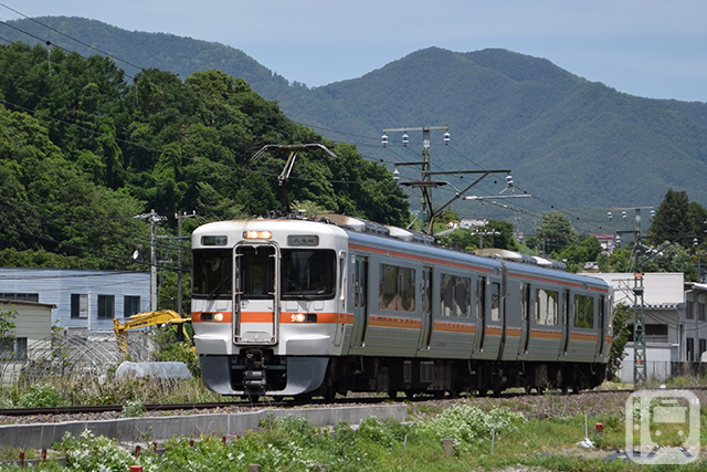 JR Central's 313 series EMU operating on the Iida Line and other lines (Katsumi Yokoyama)