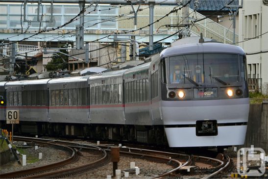 Seibu Railway's Limited Express Red Arrow 10000 series EMU operating as the Shinjuku Line Limited Express "Koedo" (Katsumi Yokoyama)